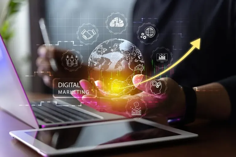 E-commerce: 8 estratégias de marketing digital altamente eficazes Imagem de capa: E-commerce: 8 estratégias de marketing digital altamente eficazes