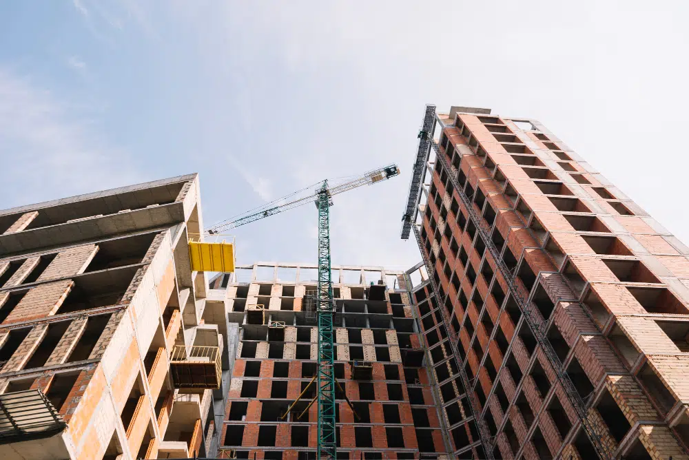 anunciar novos empreendidos ajuda a gerar leads para construtoras